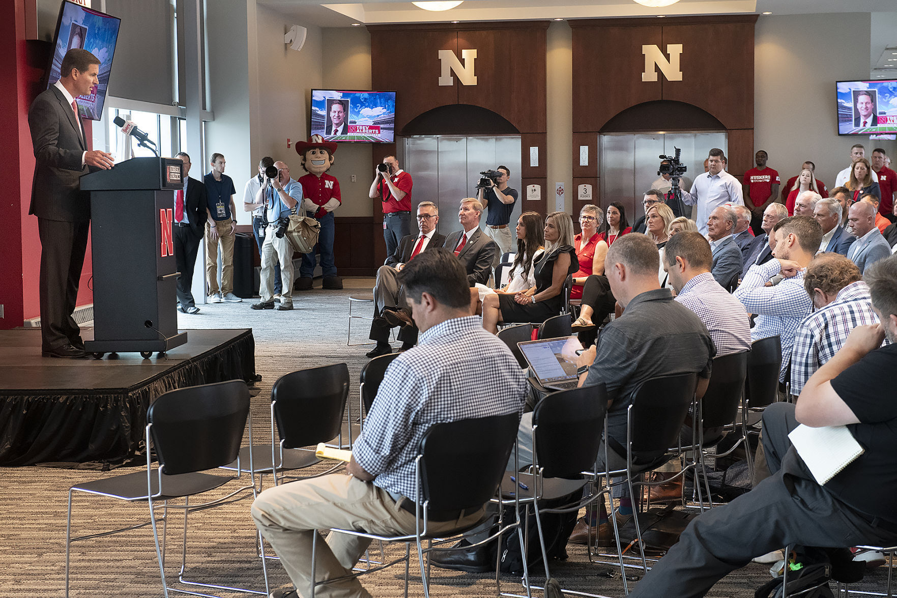 Trev Alberts introduced as Nebraska AD, 7.14